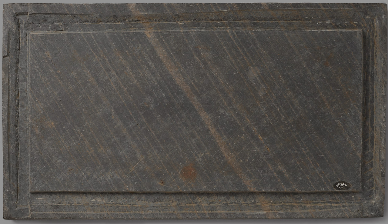 바각 안쪽면 격자문.jpg