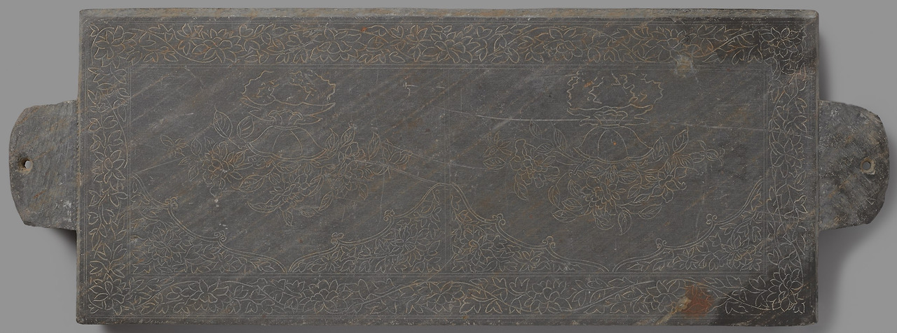 뚜껑 바깥면 꽃.jpg