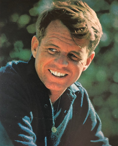 800px-Robert_F._Kennedy_Look_Magazine_1963.jpg