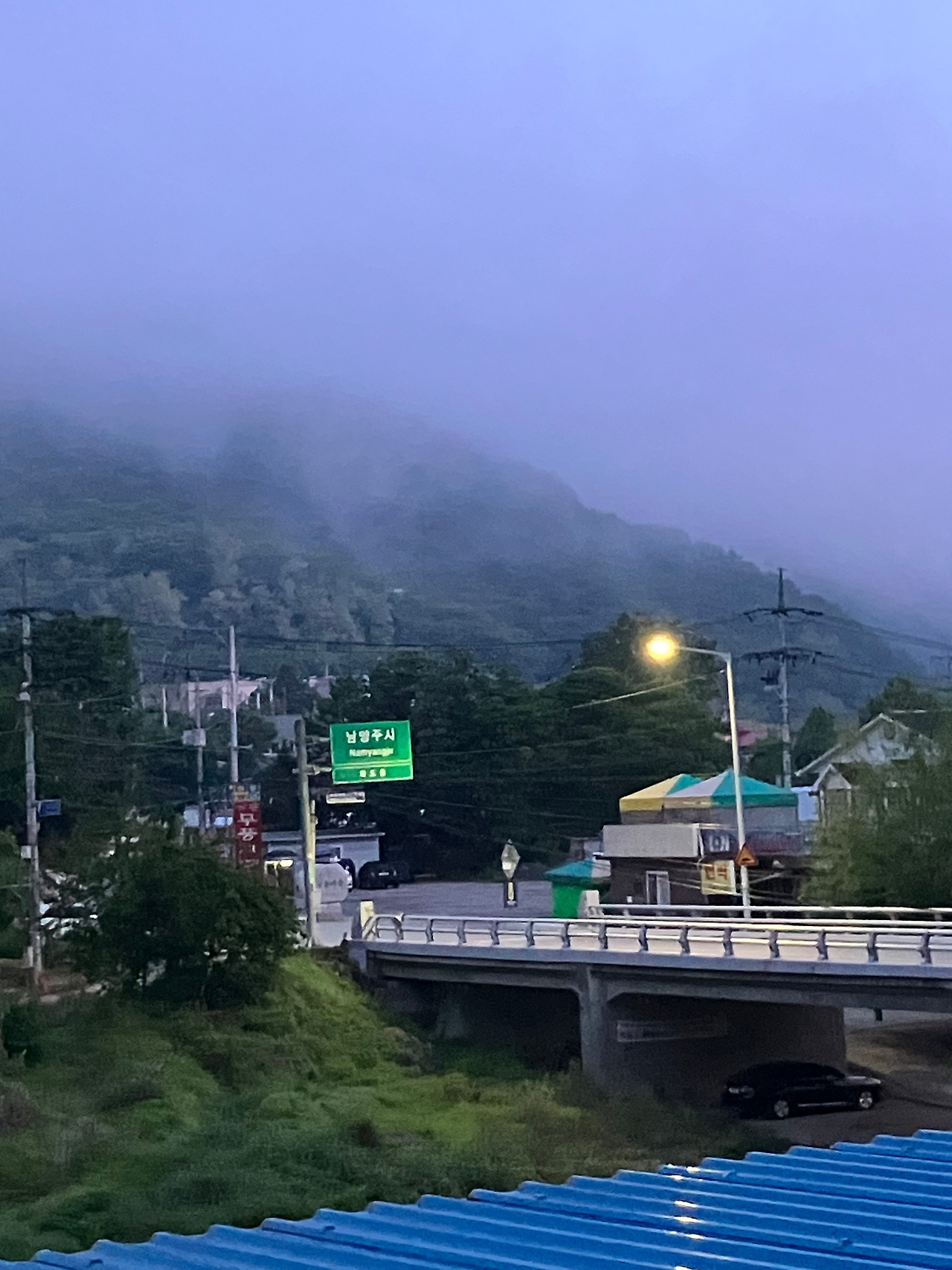 어바웃 바쁨과 회피와 추.jpg