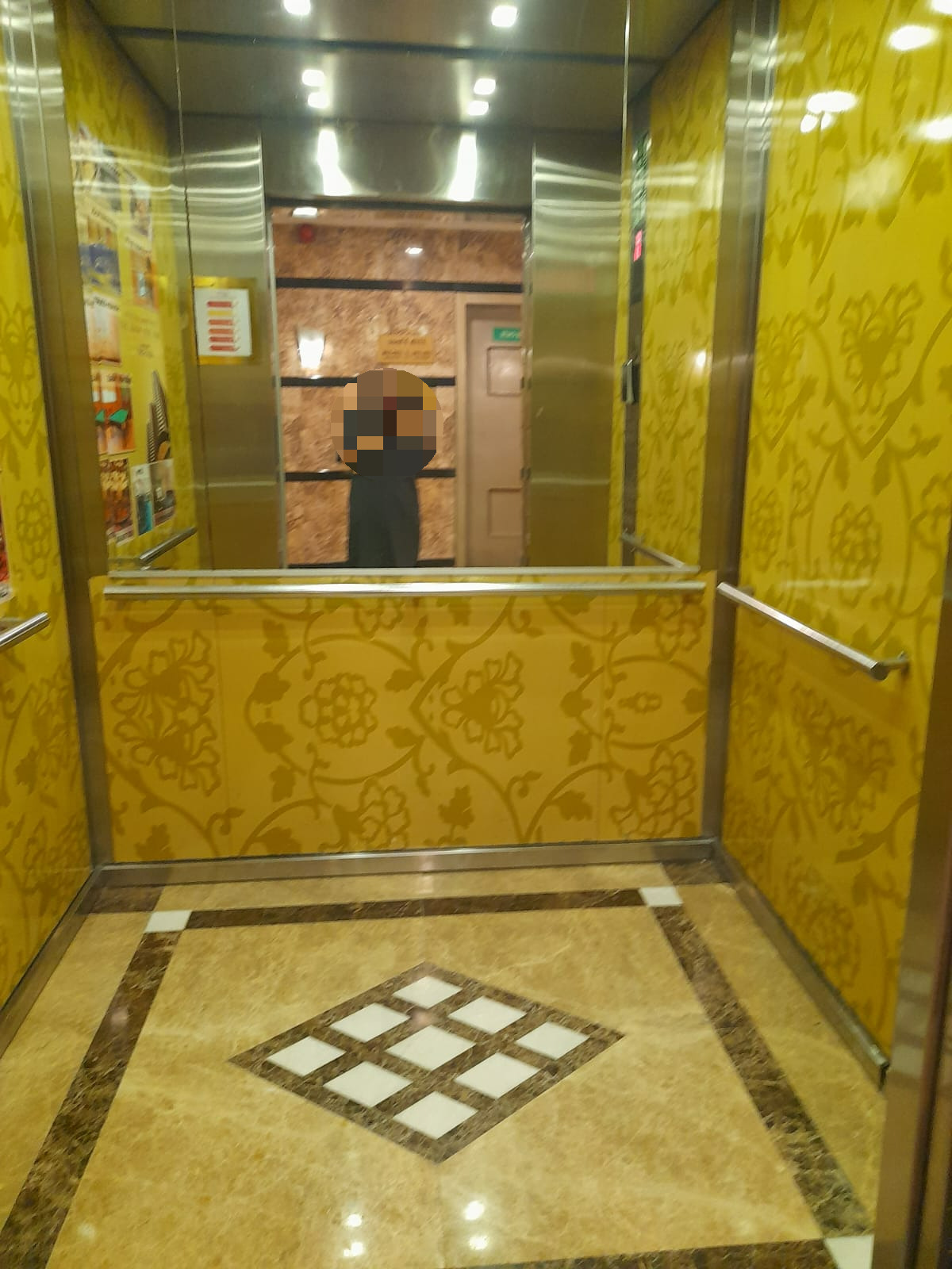 센타로스 엘리베이터.jpg