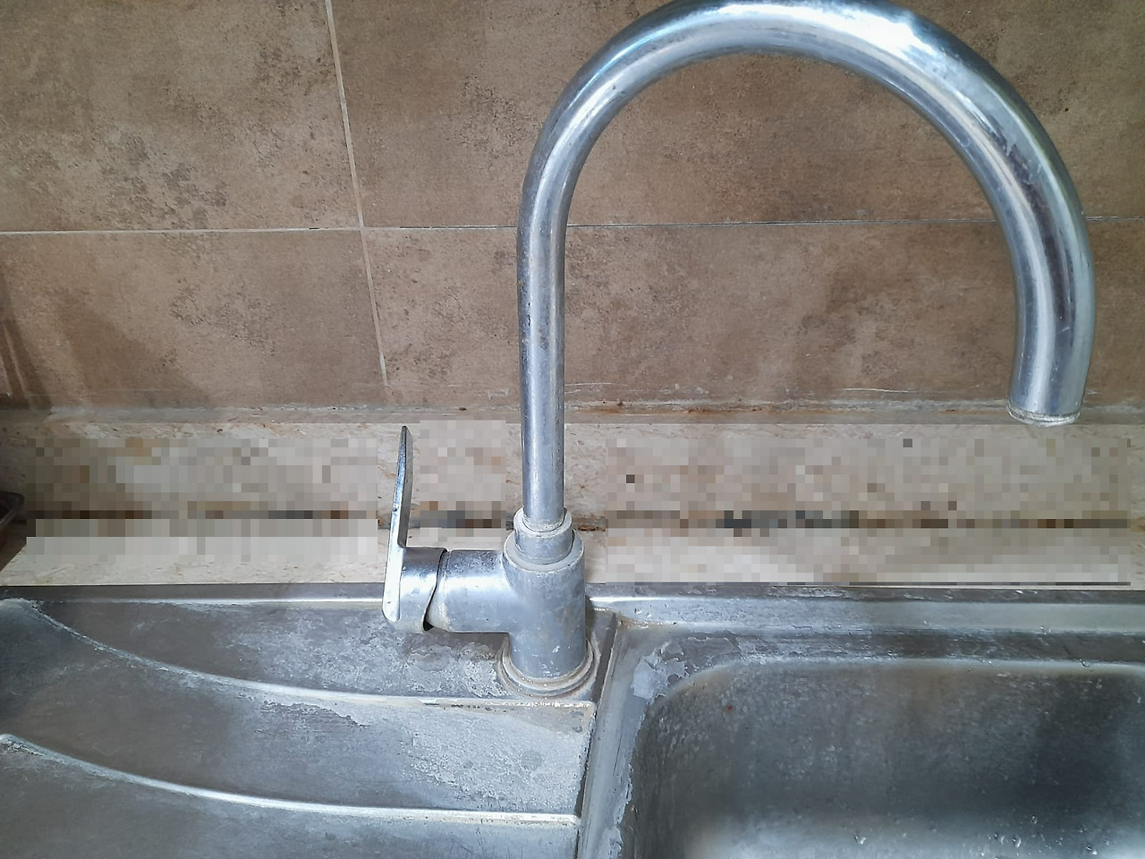 수도꼭지 석회1.jpg