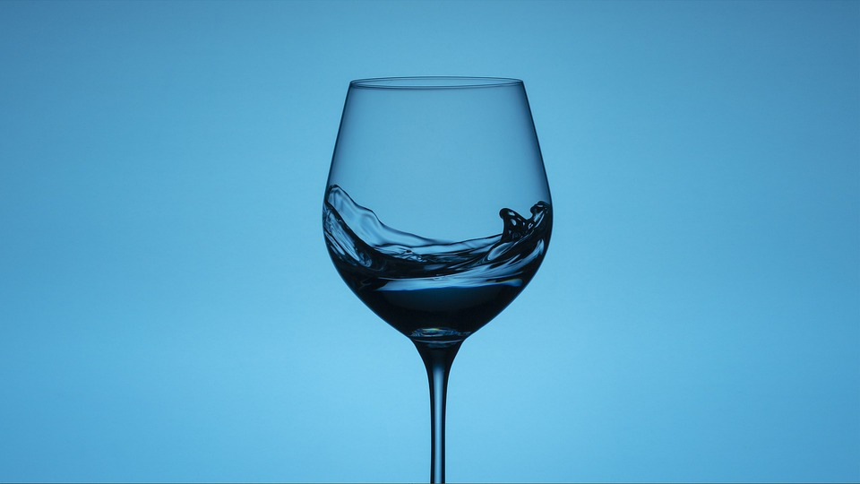 wine-glass-4764613_960_720.jpg