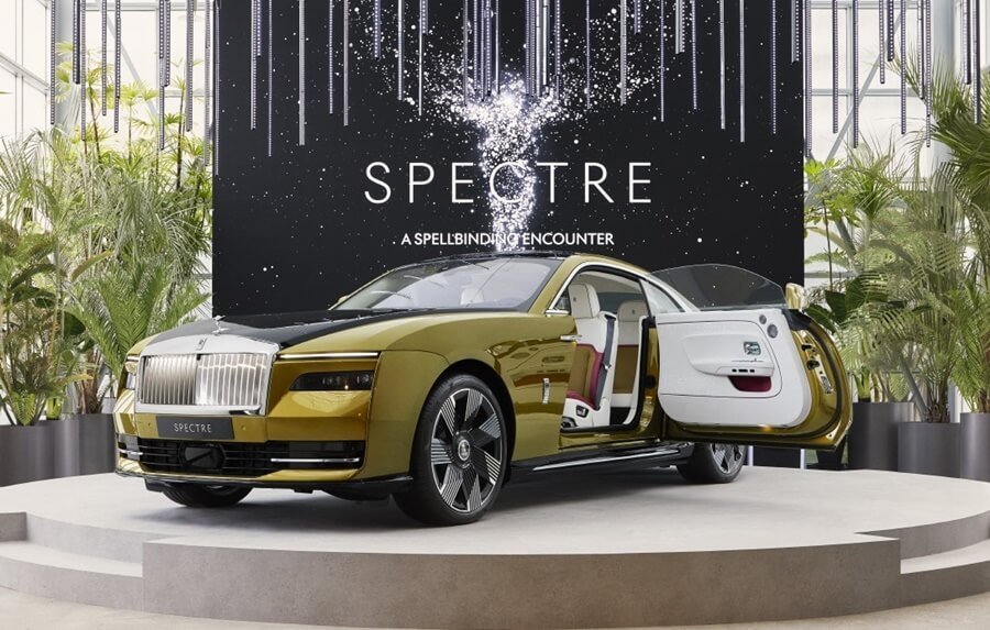 롤스로이스-스펙터-4.jpg