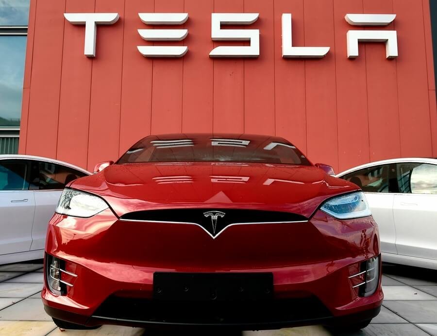 테슬라.jpg