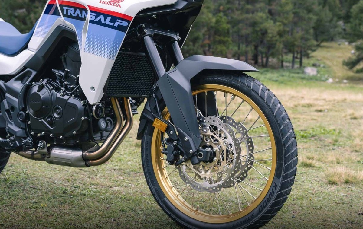 혼다-XL750-트랜잘프-4.jpg
