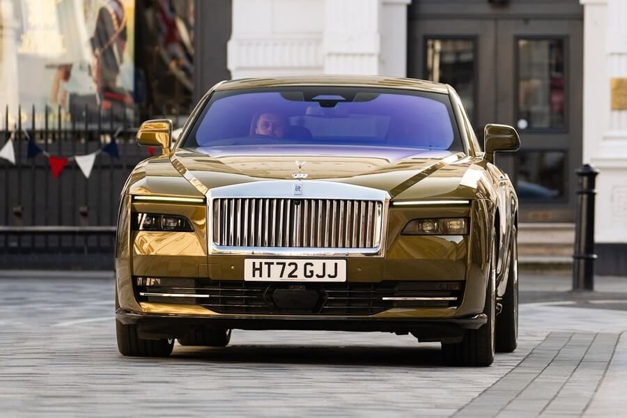 롤스로이스-스펙터.jpg