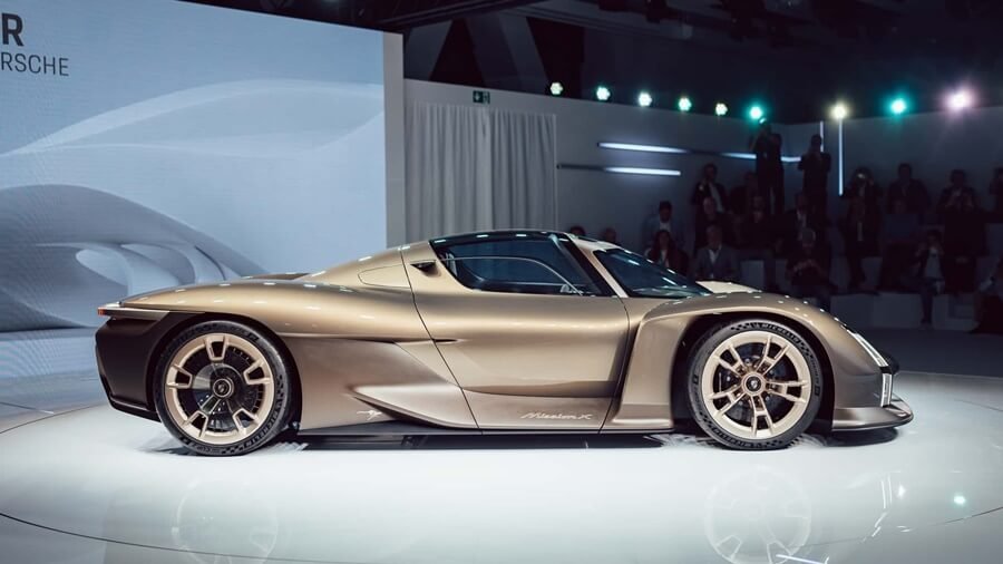 포르쉐-미션-X-3.jpg