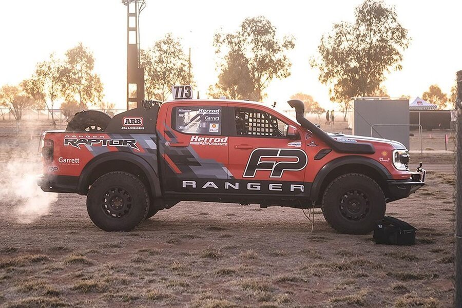 포드-레인저-랩터-4.jpg