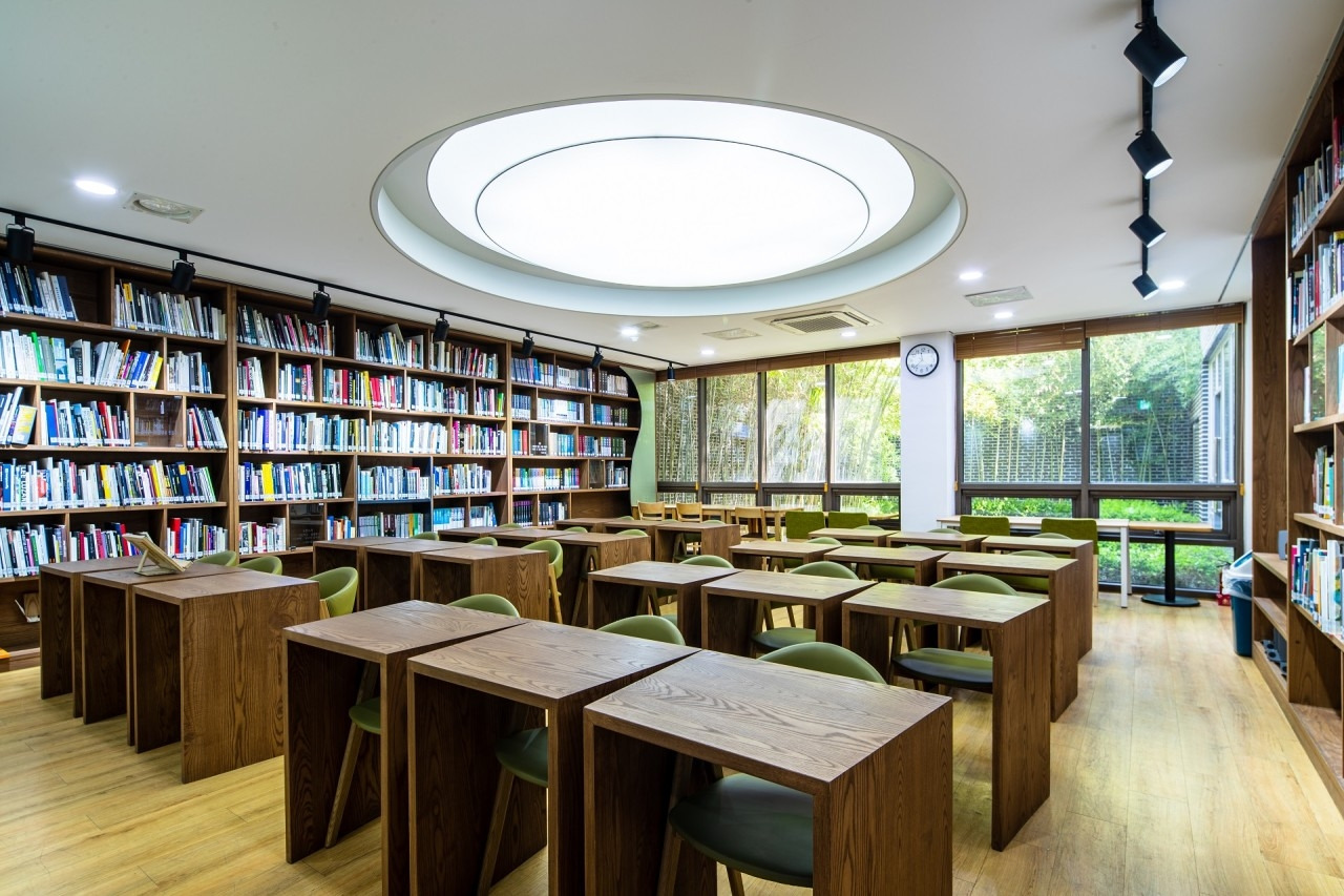 청운문학도서관 2.jpg