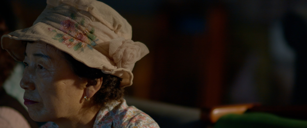 작은 정원 스틸.jpg