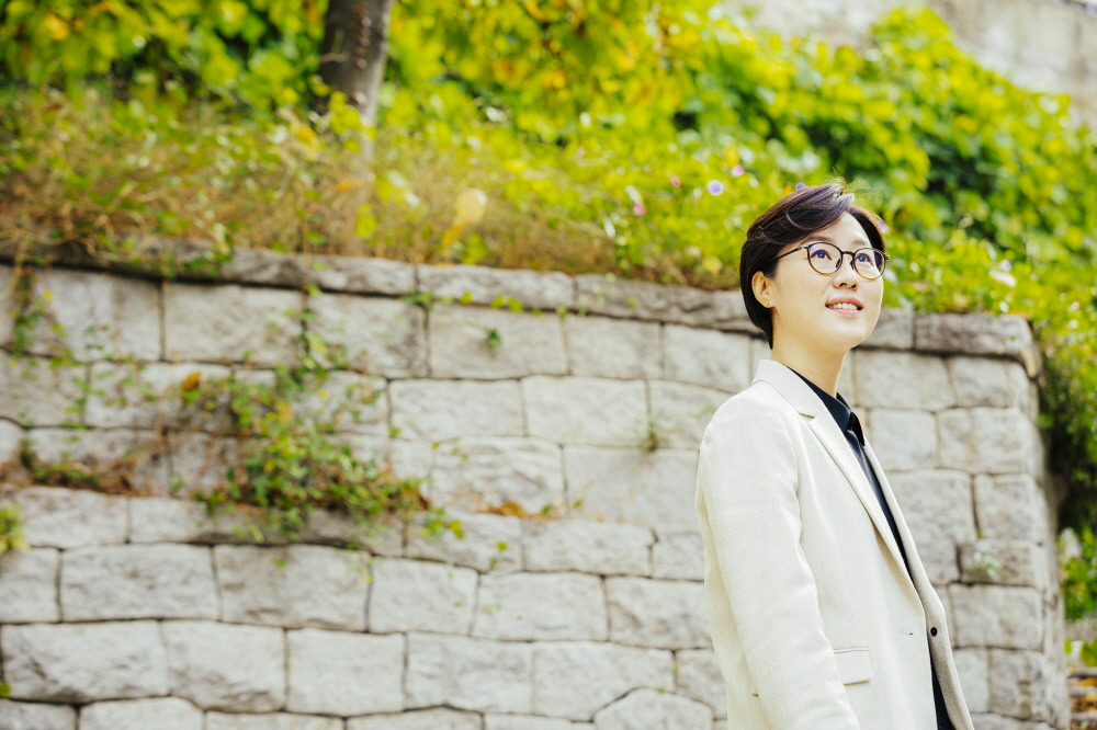 다큐 어른 김장하 김현지 감독, 김주완 기자 3 (1).jpg