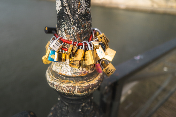 여행칼럼_파리 (5).jpg