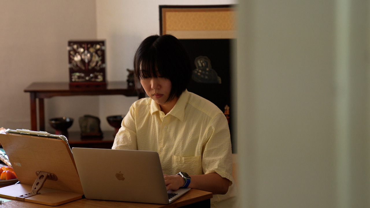 전시를 시작합니다 파랑 작가.jpg