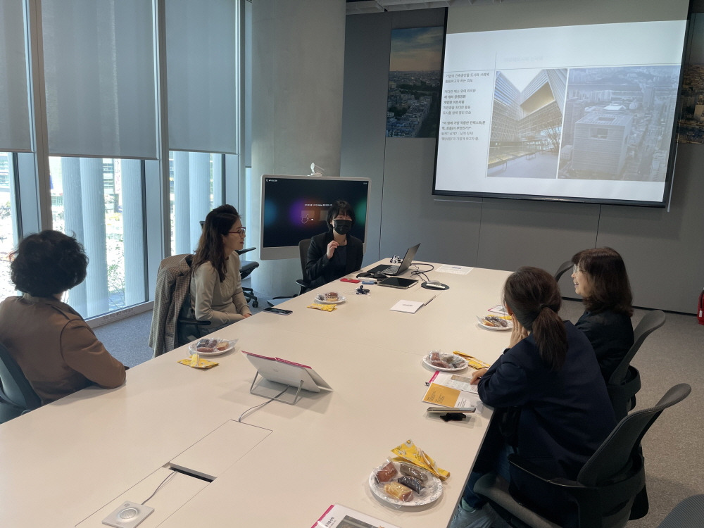 [크기변환]4월 미술산책_아모레퍼시픽 (6).jpg