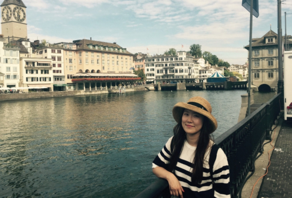 김유정 작가.jpg