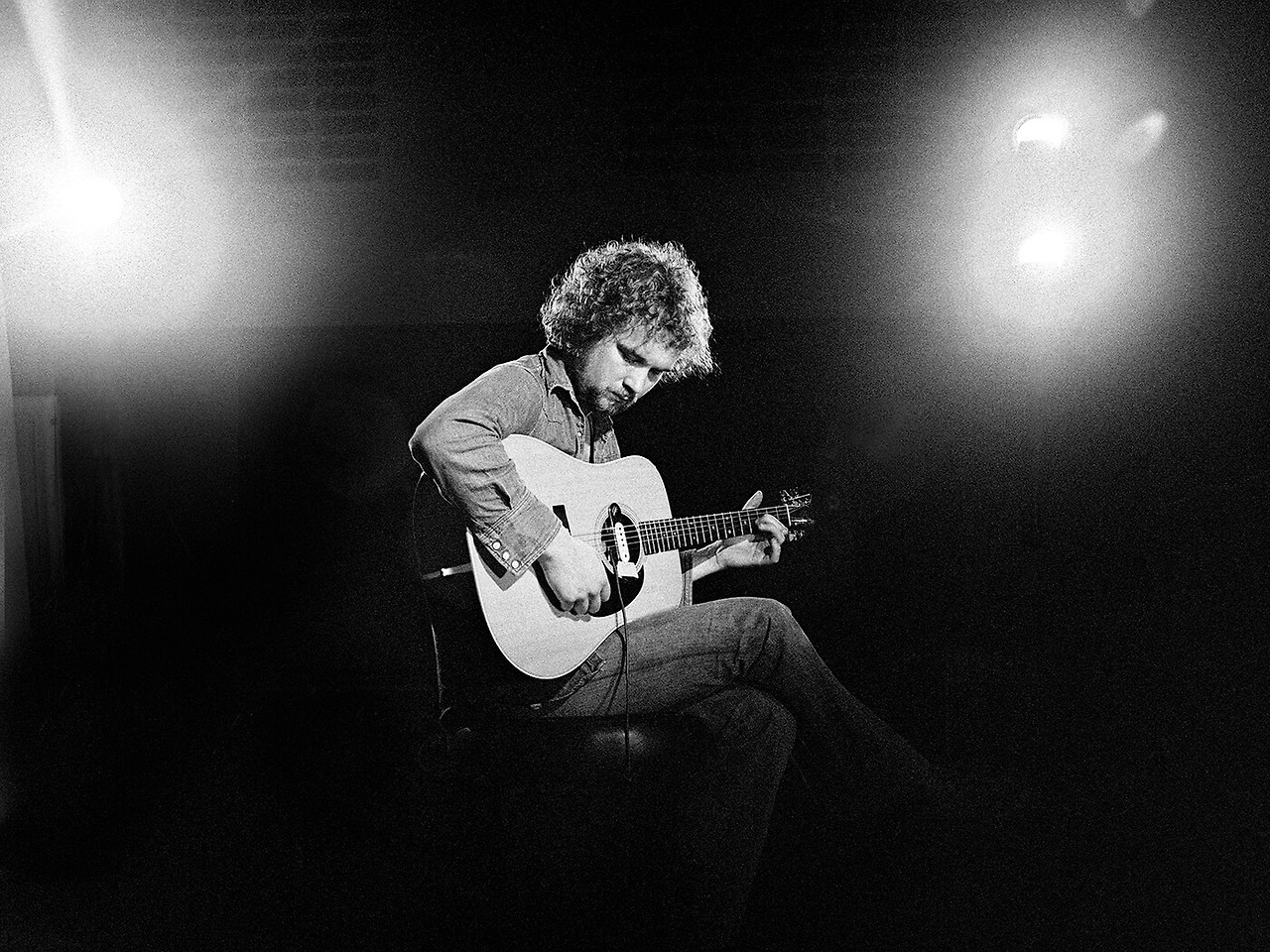 John-Martyn-Credit-Brian-Cooke-Redferns@1400x1050-1.jpg