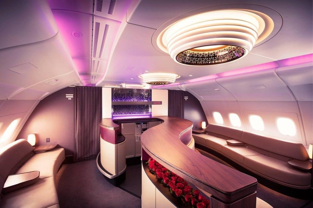 Qatar-Airways-A380-Bar-1050x700.jpg