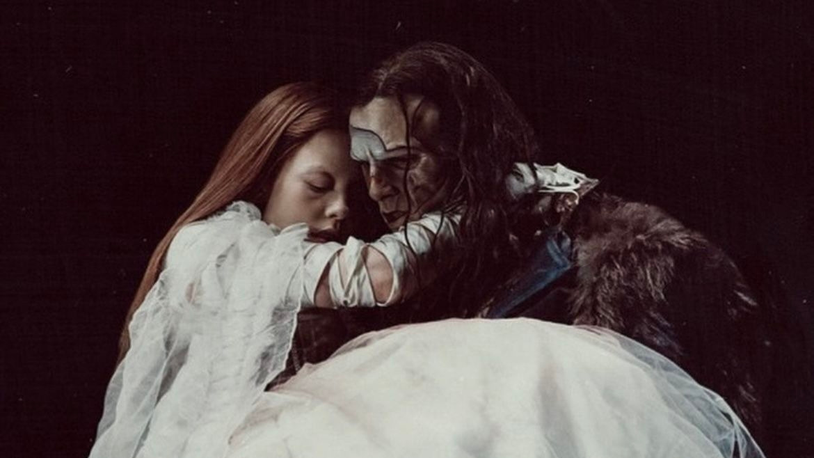 인간 크리처.jpg