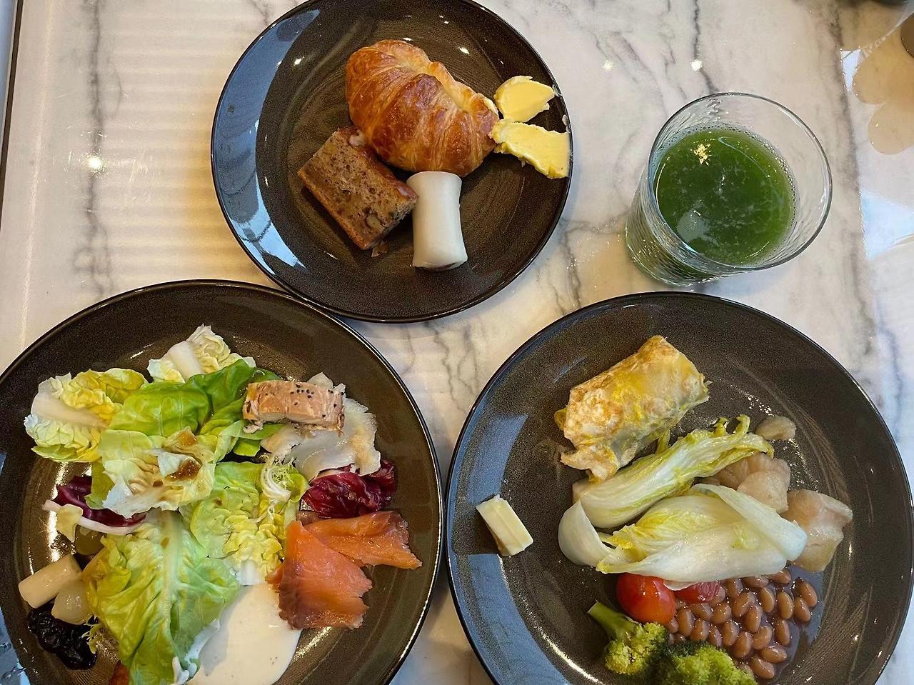 WeChat Photo Editor_20230217092327.jpg