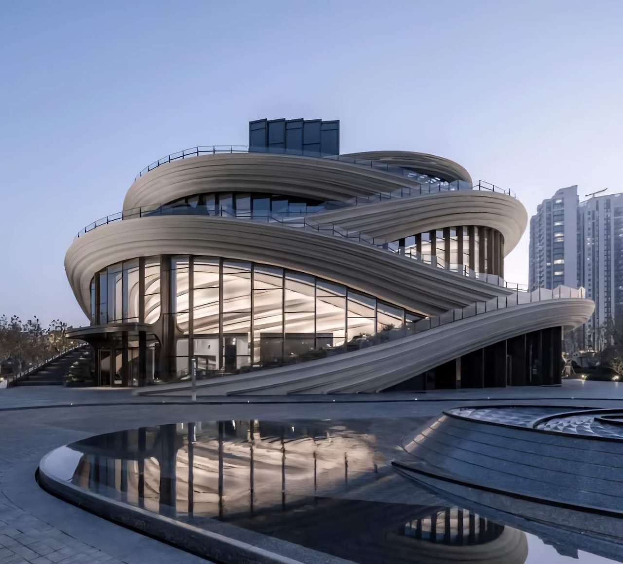 웨스트번드 오르빗.jpg