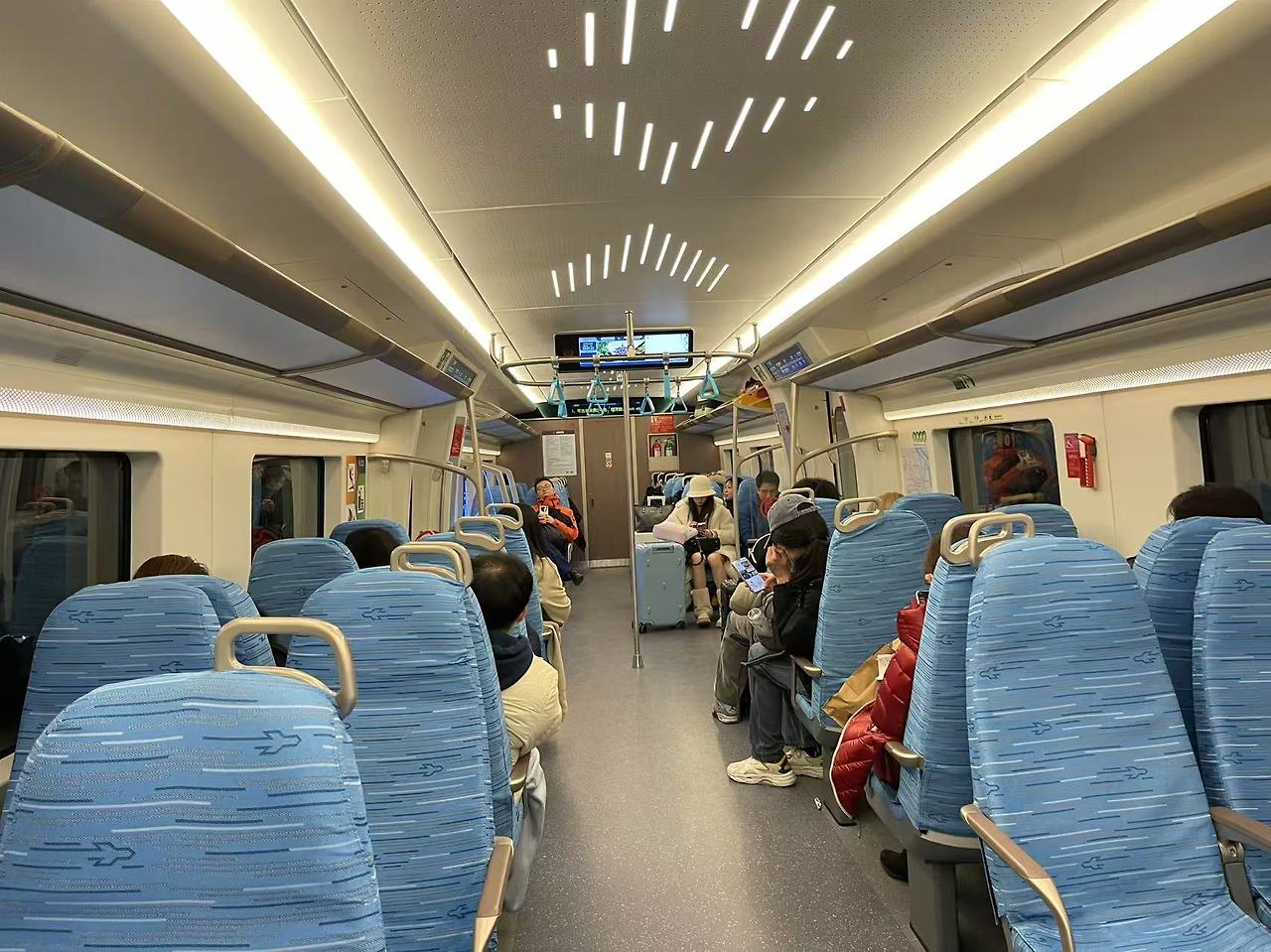 기차 안.jpg
