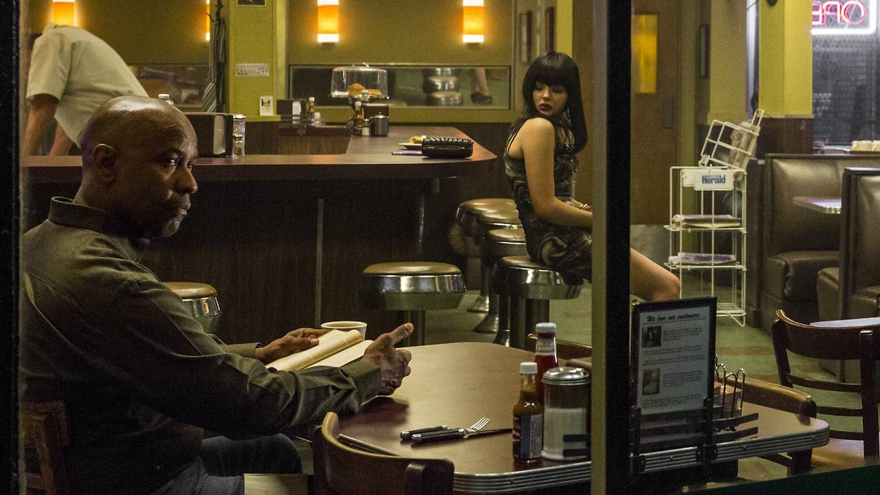 1411675835000-Denzel-Washington-and-Chloe--Grace-Moretz-in-The-Equalizer-2014-Movie-Image-2.jpg