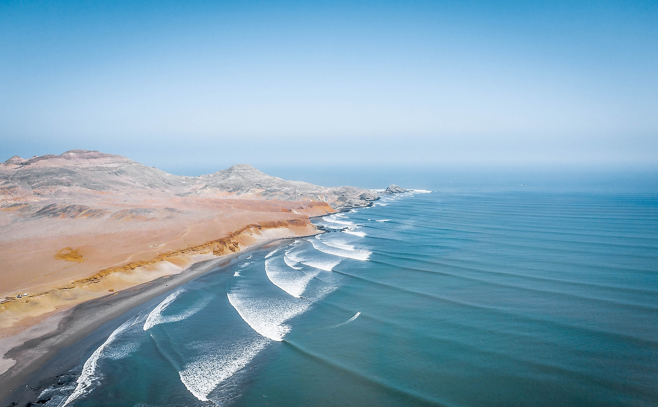 Chicama-Wave-by-Camila-Toro.jpg