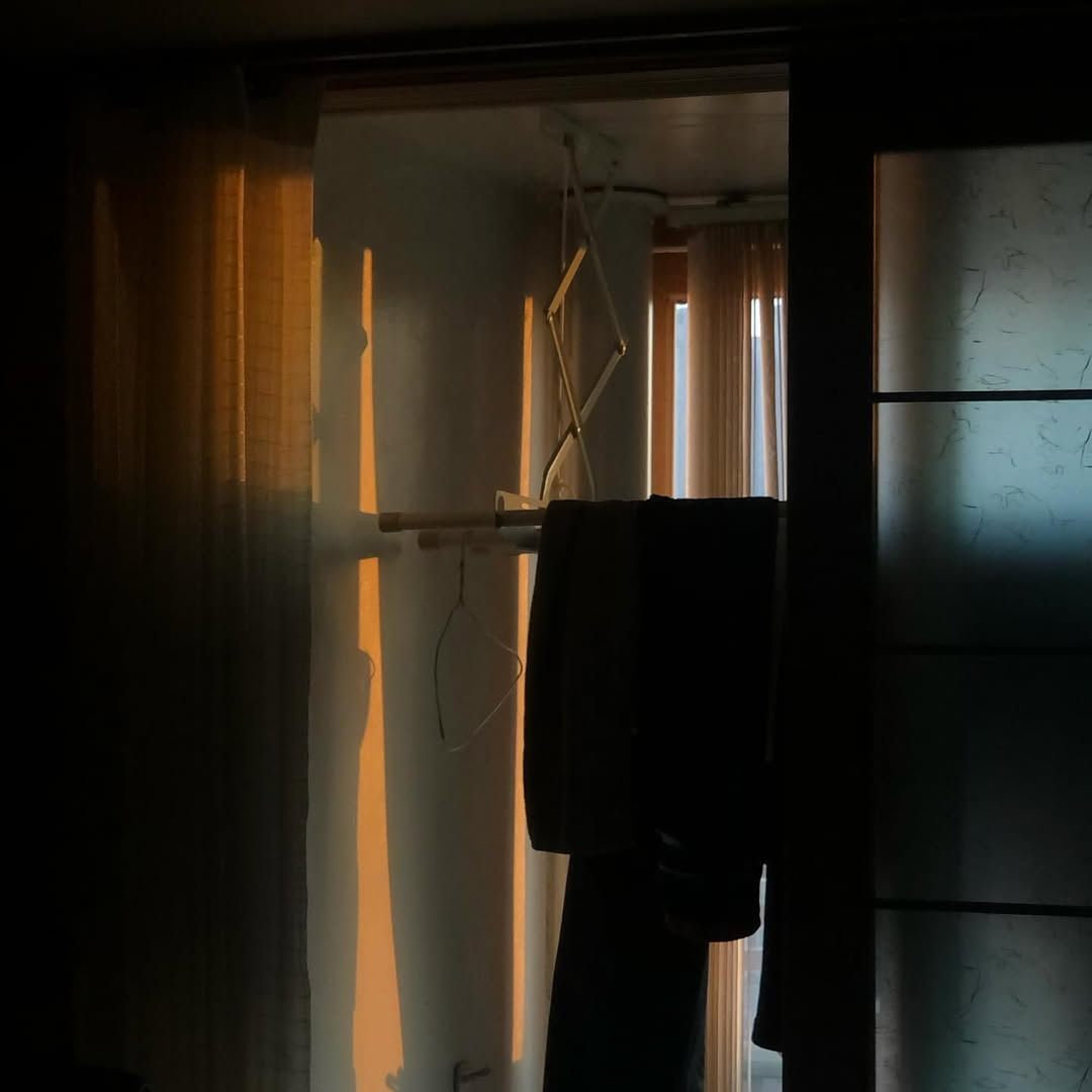 초대하지 않았지만 들어올 수 있는 것은.jpg