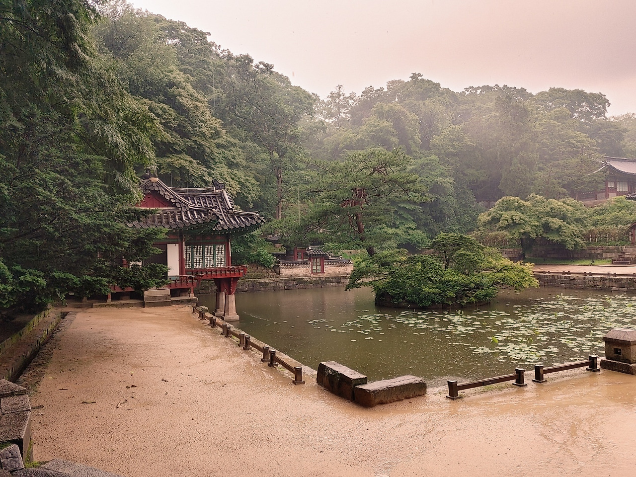 창경궁 후원.jpg