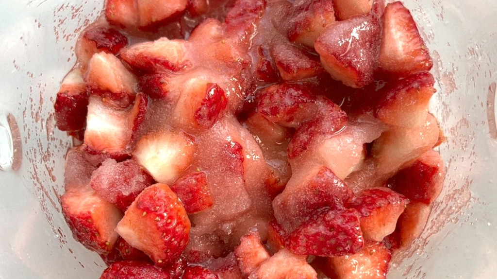 Strawberry Syrup_image3.jpg