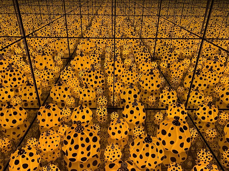 Kusama_Yayoi_The_Spirits_of_the_Pumpkins_Descended_into_the_Heavens.jpg