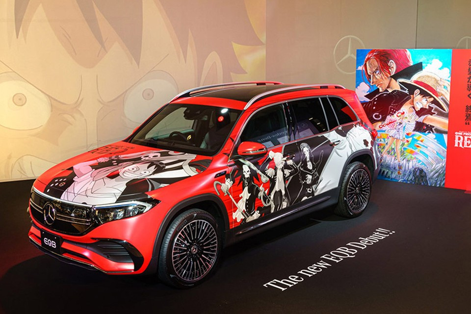 https___kr.hypebeast.com_files_2022_08_one-piece-film-red-mercedes-benz-tokyo-eqb-news-0000.jpg