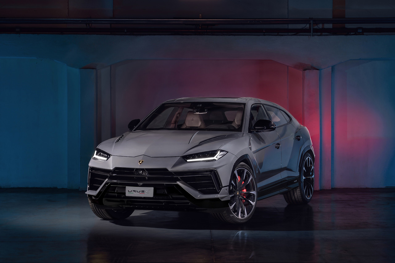 the-lamborghini-urus-is-dead-long-live-the-urus-s-with-its-devilish-666-hp-199943_1.jpg