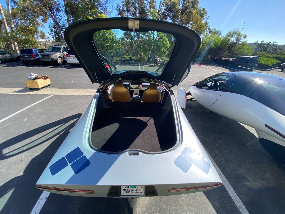 Aptera-Luna-Rear-Hatch.jpg