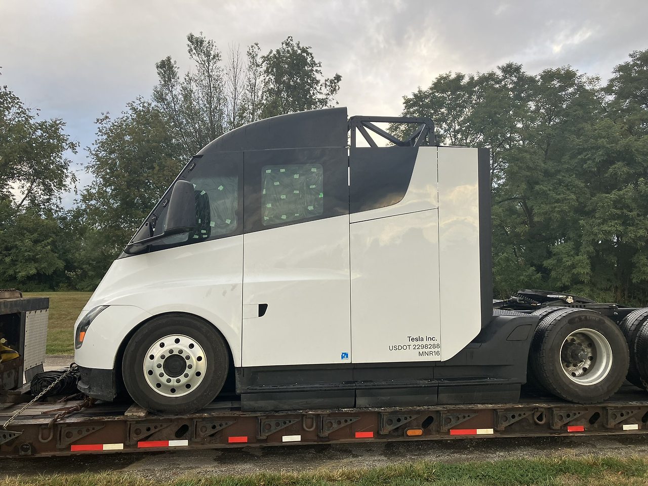 tesla-semi-test.jpg
