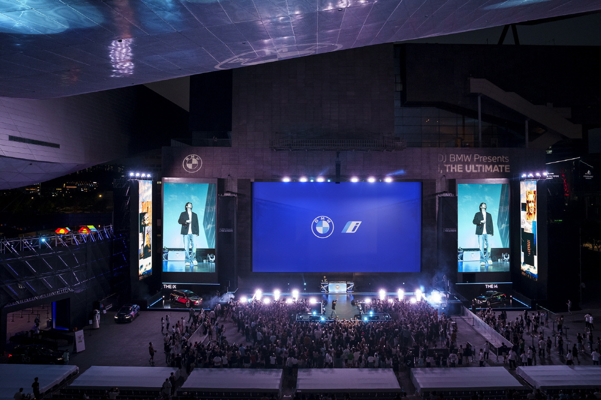 사진-BMW 코리아 i, THE ULTIMATE 뮤직 페스티벌 (1).jpg