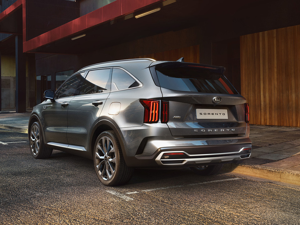 kia-sorento-ice-my21-gls_rhd_3_4_rear_static_16610_99433.jpg