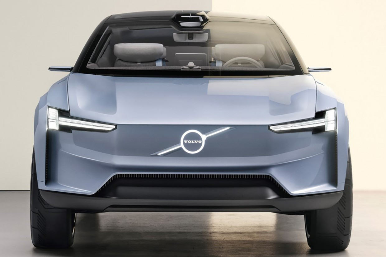 294765_Volvo_Concept_Recharge_Exterior_front_view.jpg
