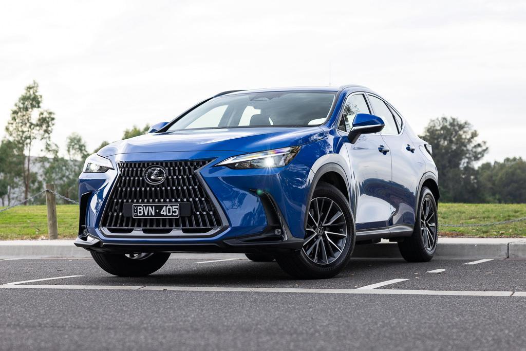 2022-lexus-nx250-01.jpg