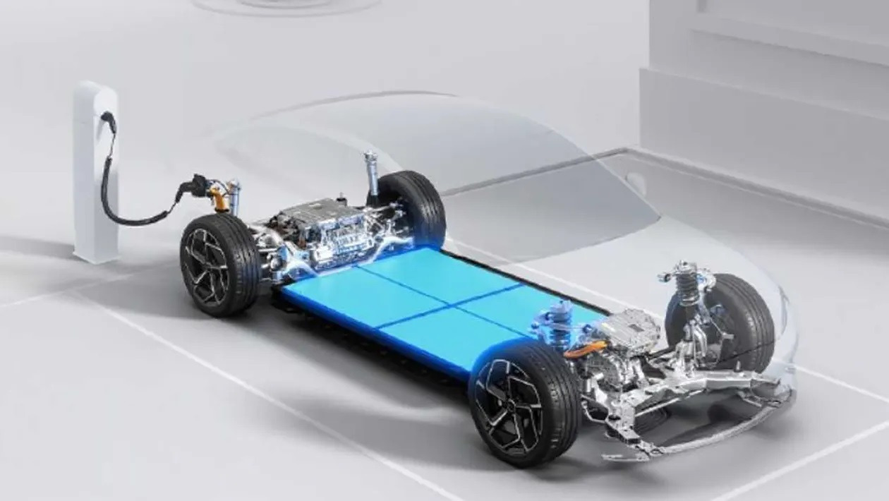 BYD Seal 2022 officials and Paris Motor show-2.jpg