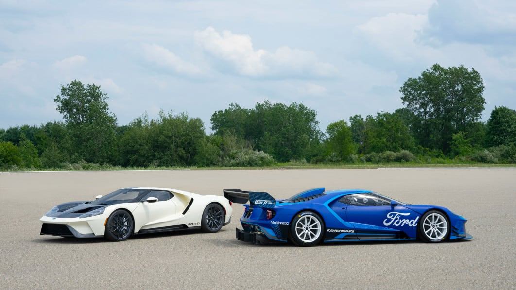 2022-Ford-GT-MK-II_Heritage-_n_03.jpg