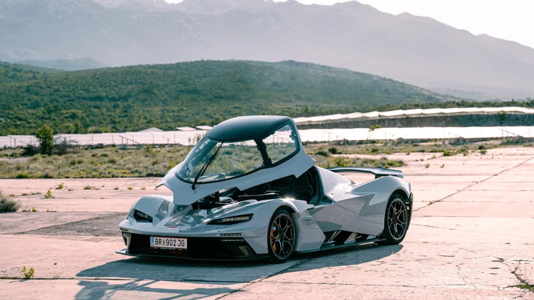 2023-ktm-x-bow-gt-xr-11.jpg