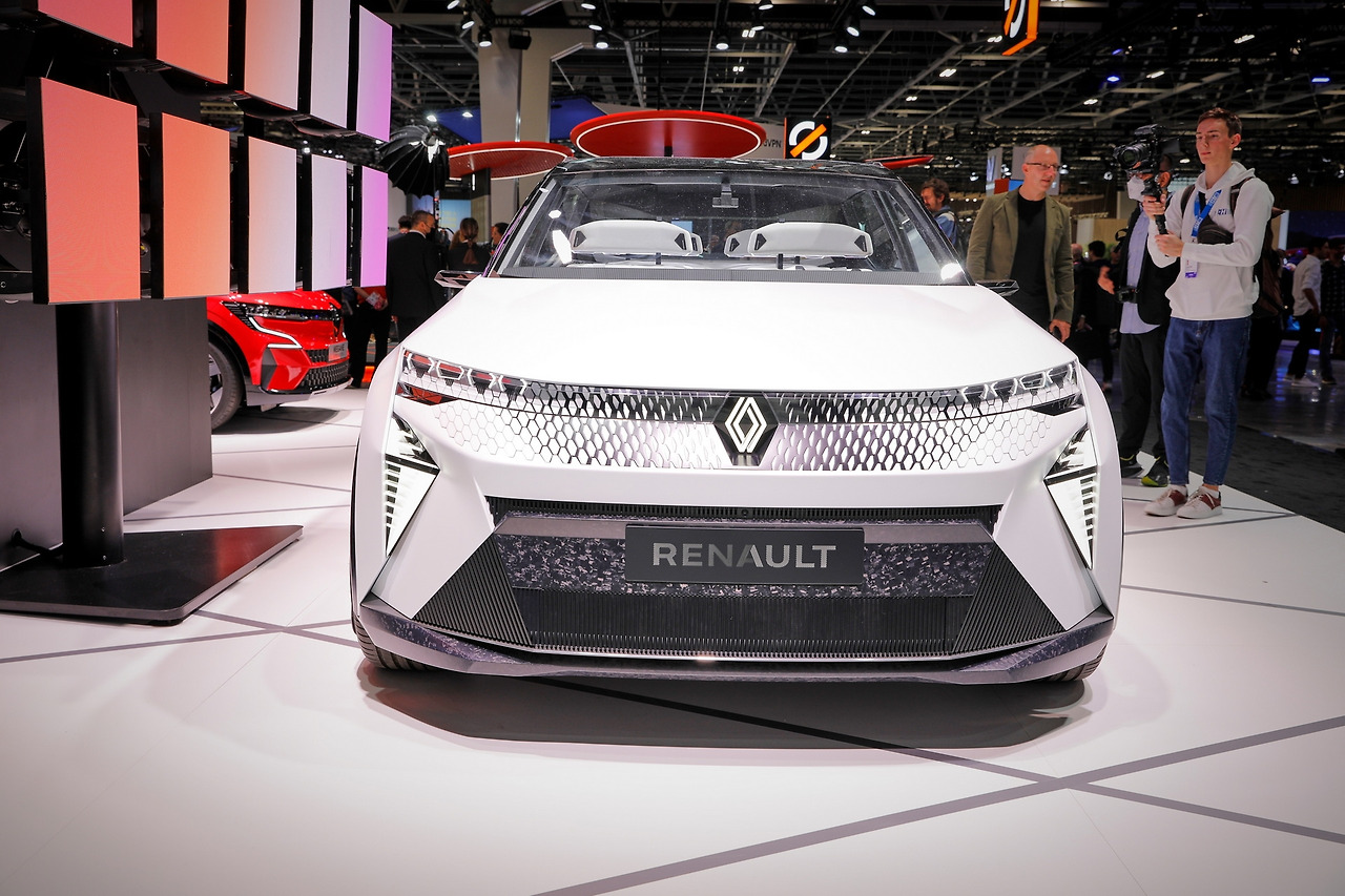 Renault-Scenic-Vision-Concept-Paris-Stefan-Baldauf-SB-Medien-3.jpg