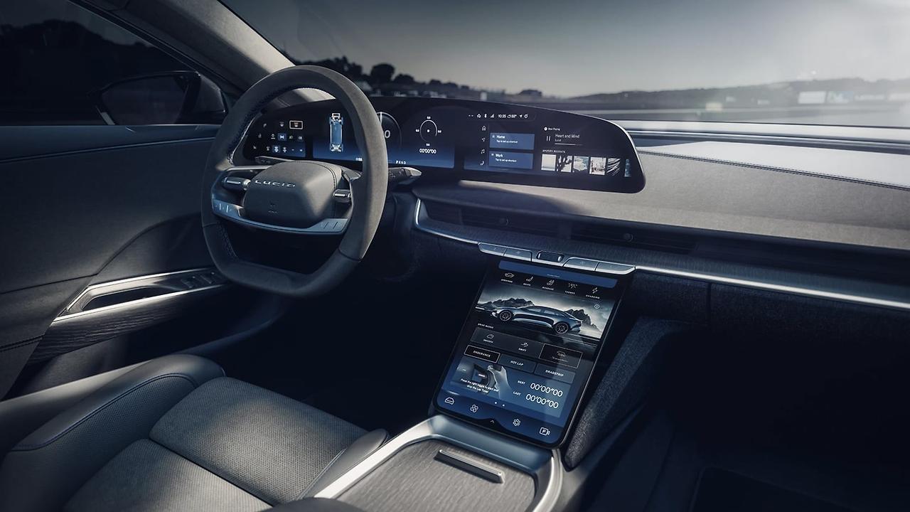 lucid-air-sapphire-interior-copy.jpg