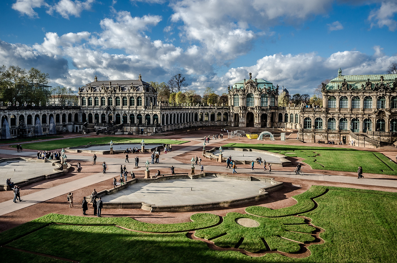 Zwinger.Palace.original.21771.jpg