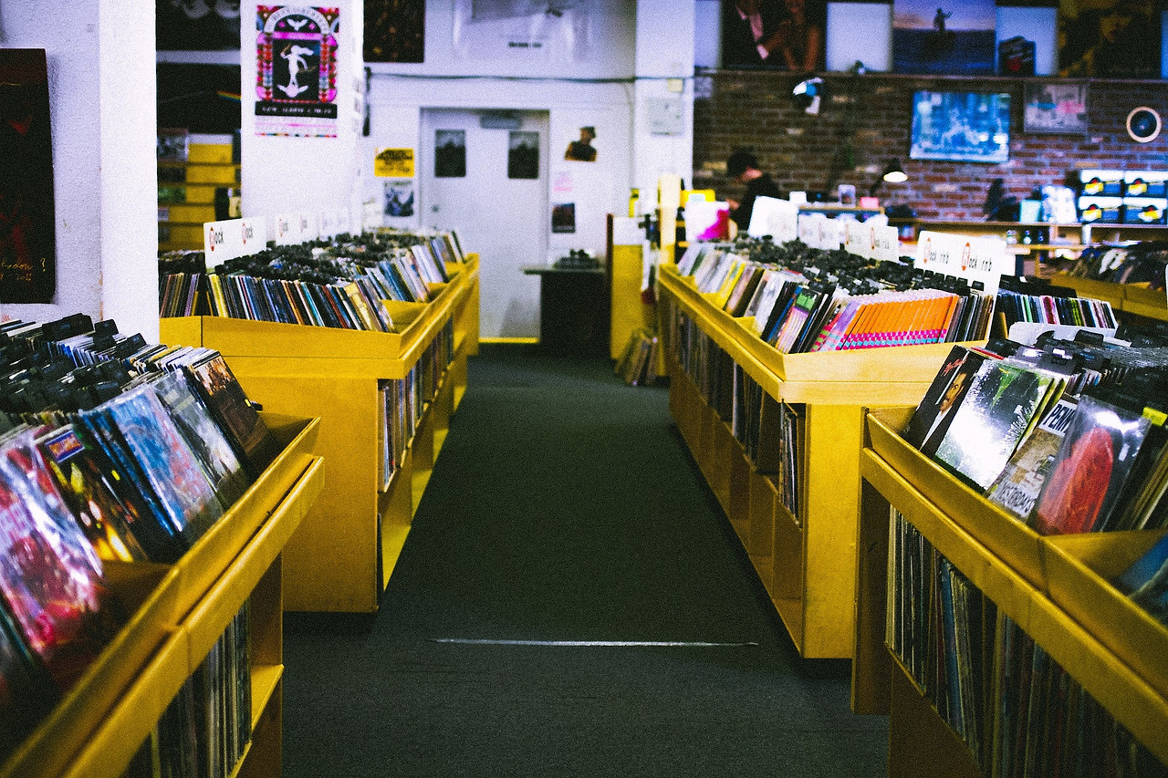 record-store-925553_1920.jpg