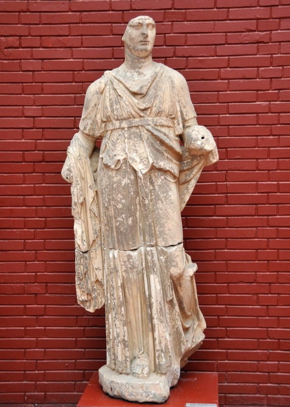 ephesus_fountain_trajan_dionysus1.jpg