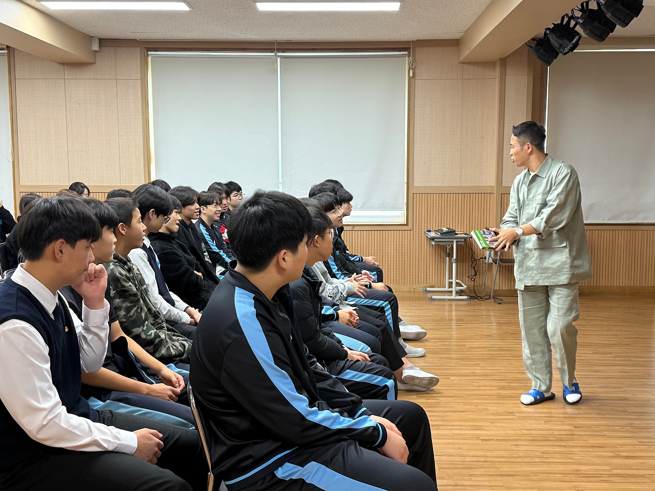 작가와의만남 (10).jpg