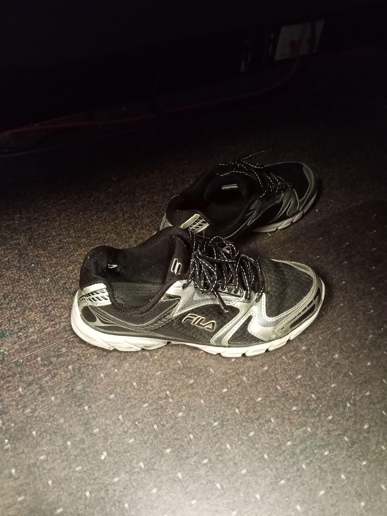 Running_Shoes.jpg